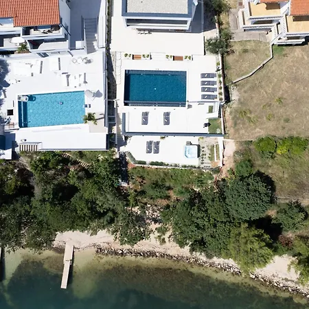 Villa Flores Posedarje